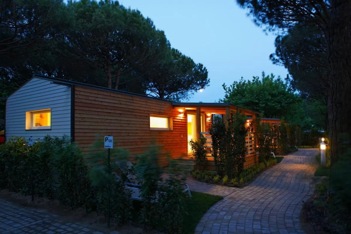 קוואלינו-טראפורטי Italy Camping Village אתר קמפינג